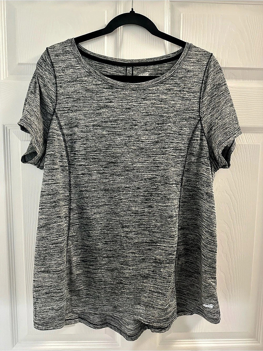Nike Short Sleeve Athletic Top in Gray & Black Size XXL (22) Like